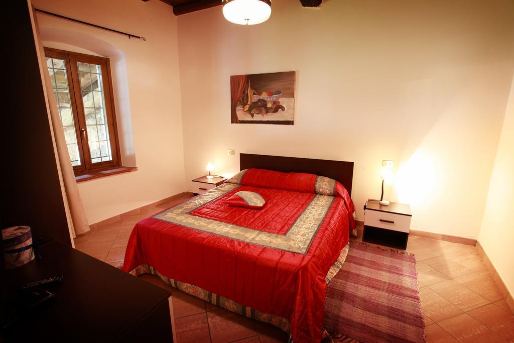 Agriturismo Licensi Del Bresa Villa Monzambano Rom bilde