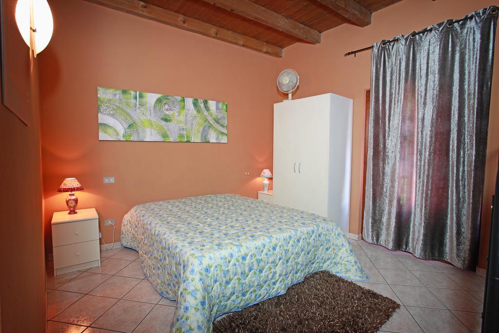 Agriturismo Licensi Del Bresa Villa Monzambano Rom bilde