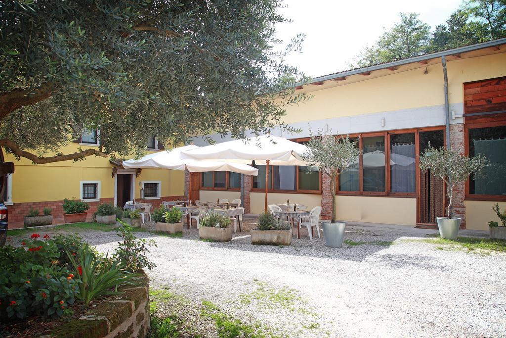 Agriturismo Licensi Del Bresa Villa Monzambano Rom bilde
