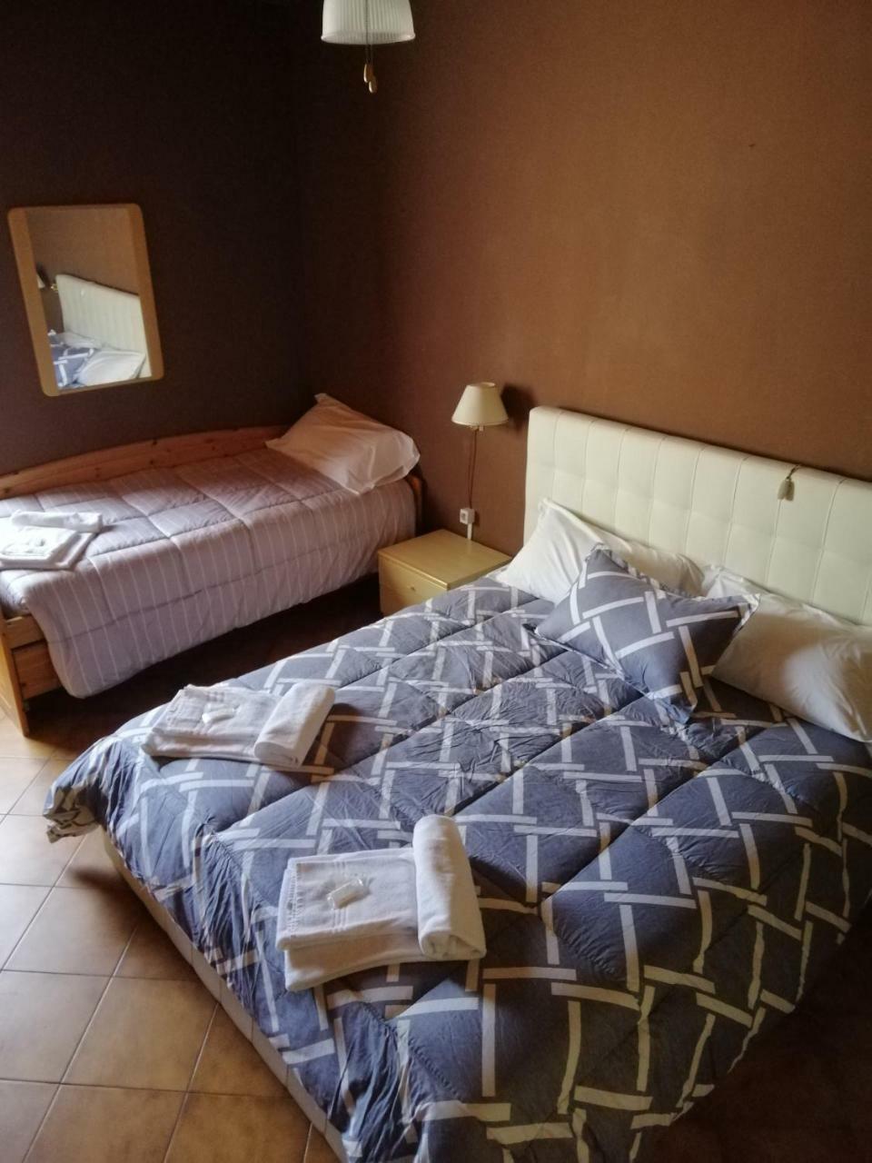 Agriturismo Licensi Del Bresa Villa Monzambano Eksteriør bilde