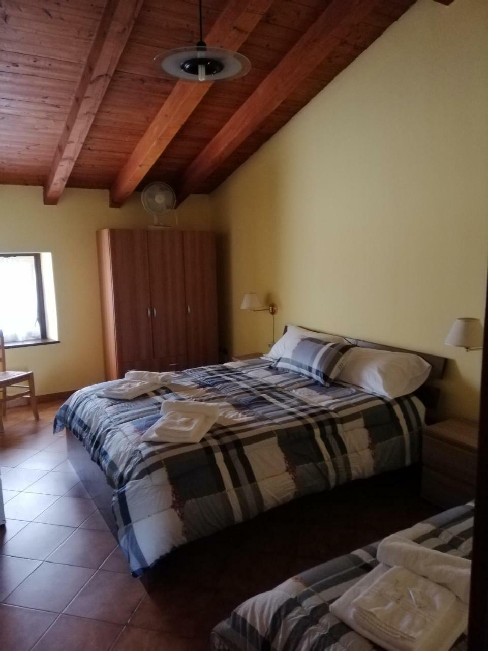 Agriturismo Licensi Del Bresa Villa Monzambano Eksteriør bilde