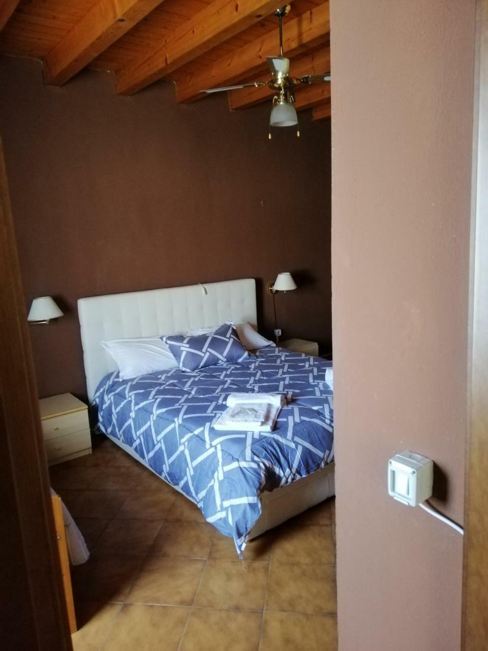 Agriturismo Licensi Del Bresa Villa Monzambano Eksteriør bilde